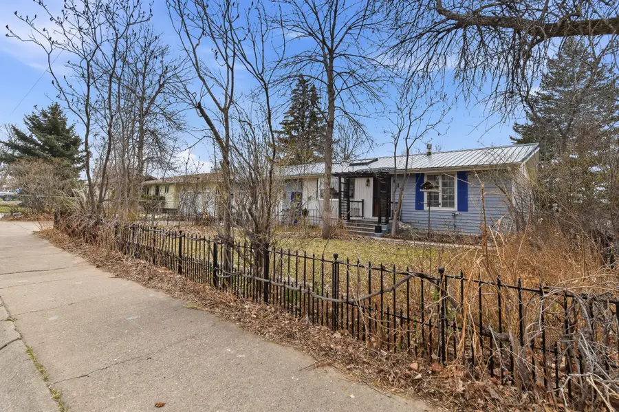 616 27th Avenue Ne, Great Falls, MT 59404 - #2