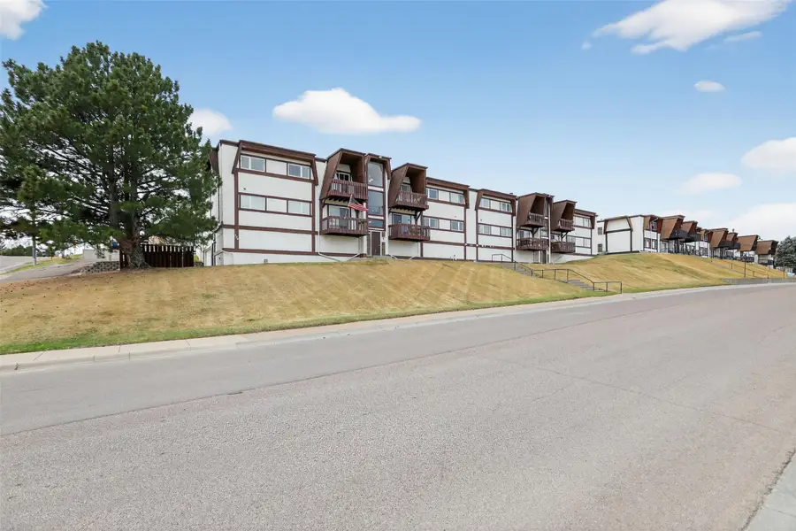 324 13th Avenue S #9, Great Falls, MT 59405 - #2