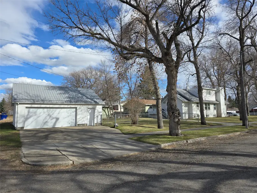 3101 1st Avenue S, Great Falls, MT 59401 - #3