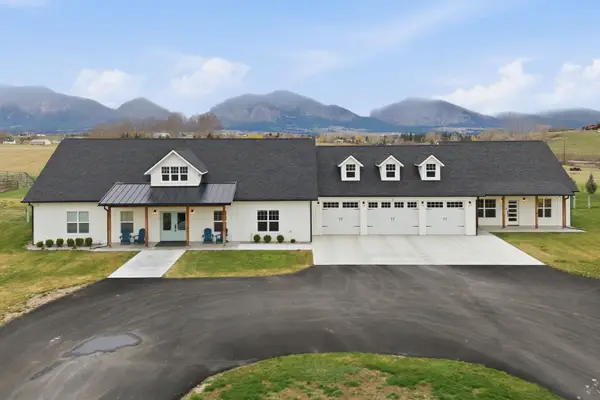 543 Diamond 3 Road, Corvallis, MT 59828