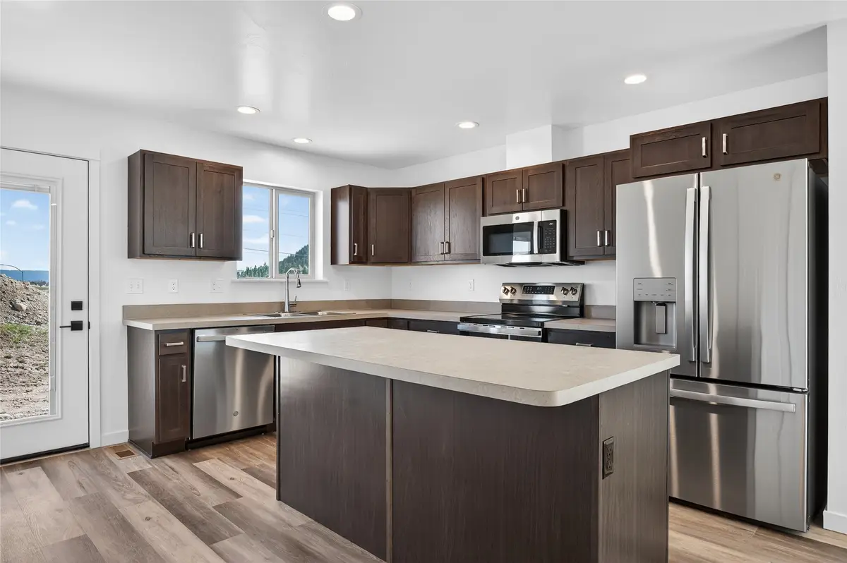 140 Peaks View Loop, Kalispell, MT 59901 - #1