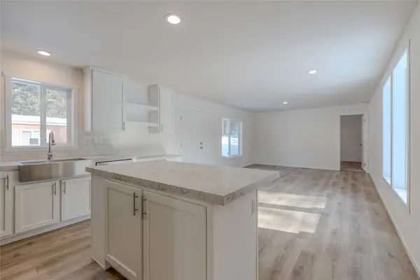 4870 Us Hwy 93 S #100, Whitefish, MT 59937