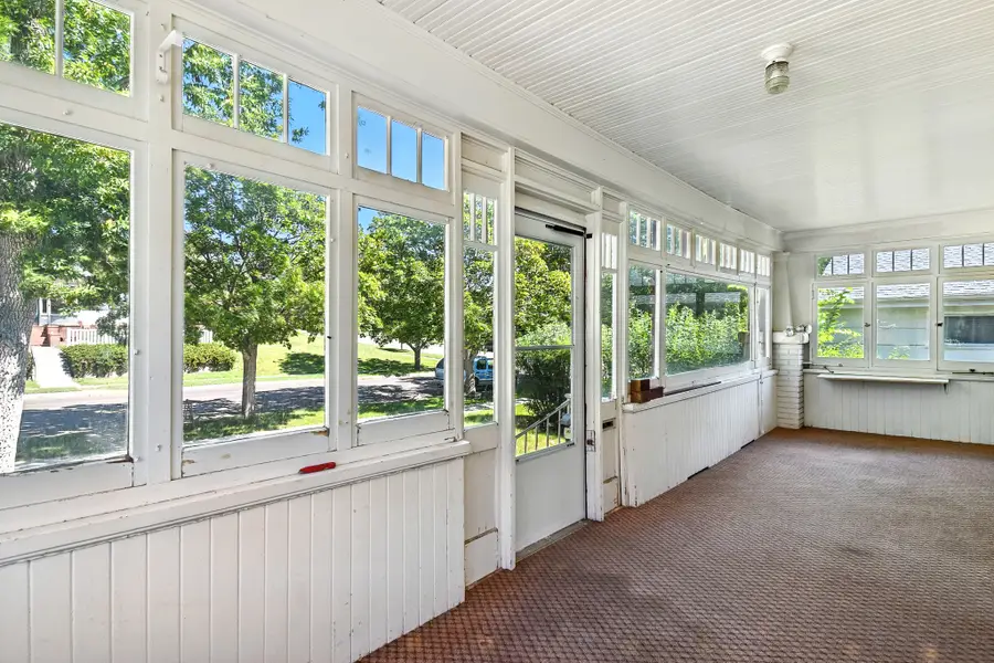 1820 1st Avenue N, Great Falls, MT 59401 - #2