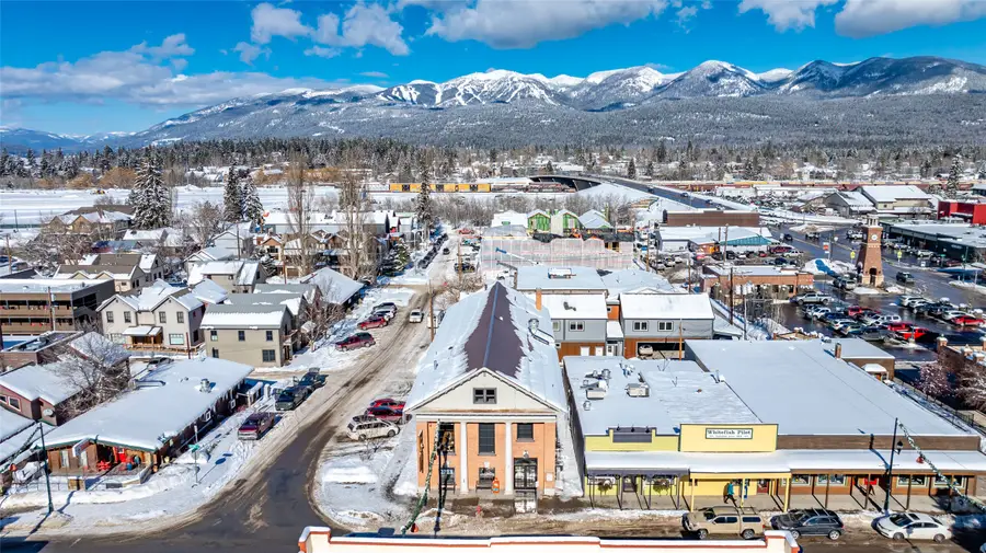 300 E 2nd Street #2, Whitefish, MT 59937 - #3