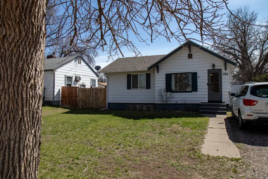 1706 12th Avenue S, Great Falls, MT 59405 - #3