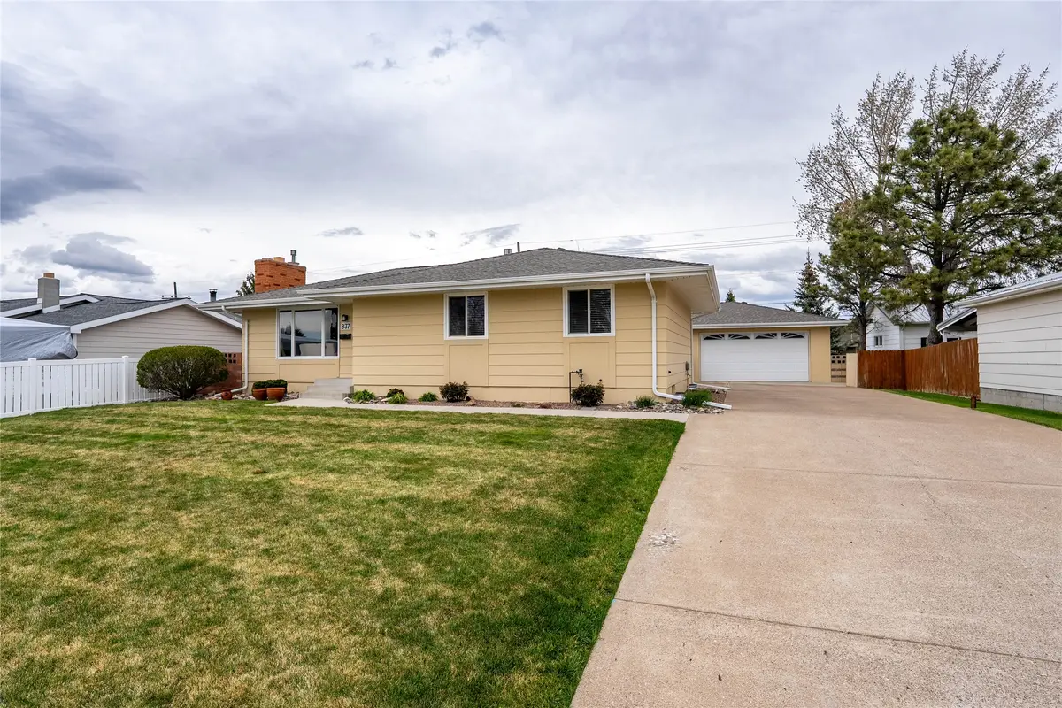 837 36th Avenue Ne, Great Falls, MT 59404 - #1
