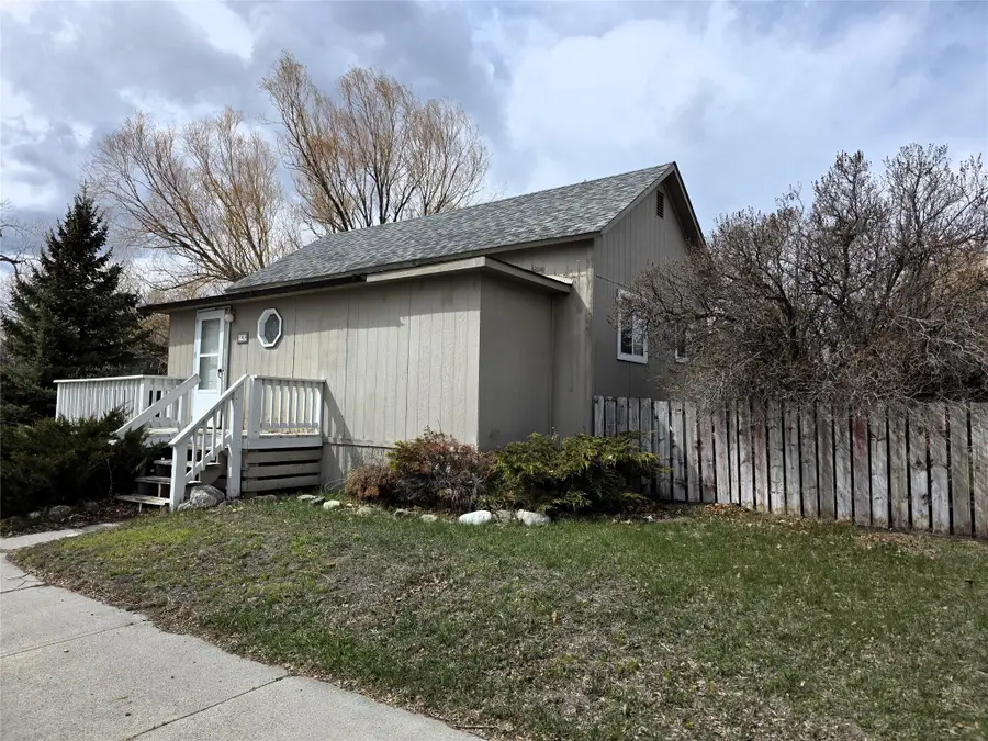 33 4th Street Nw, Choteau, MT 59422 - #2