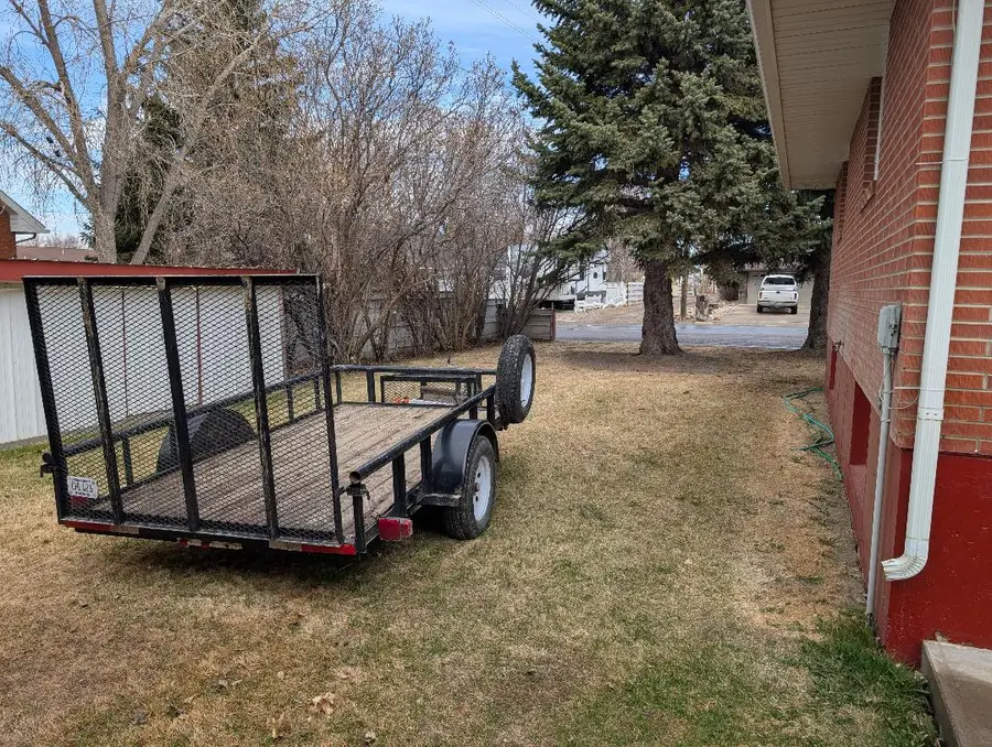 300 Gallatin Street, Shelby, MT 59474 - #3