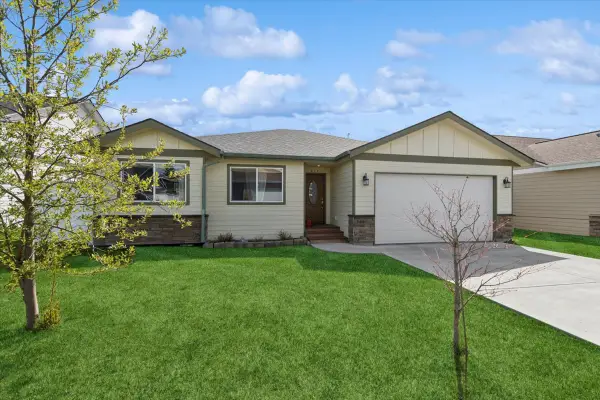 617 Swan Mountain Village Drive, Kalispell, MT 59901