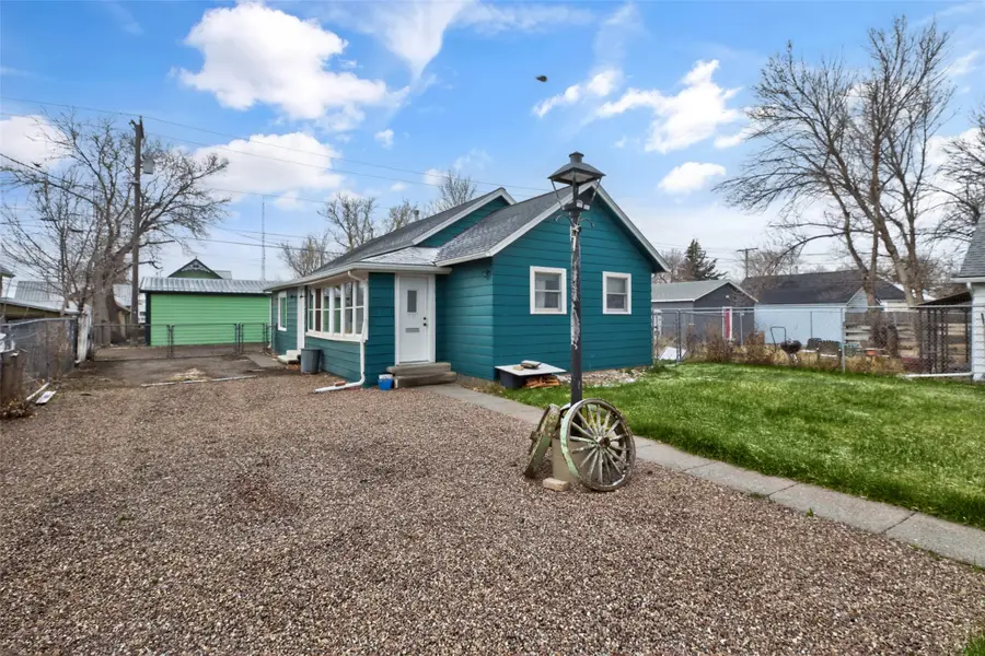 612 4th Avenue Sw, Great Falls, MT 59404 - #3