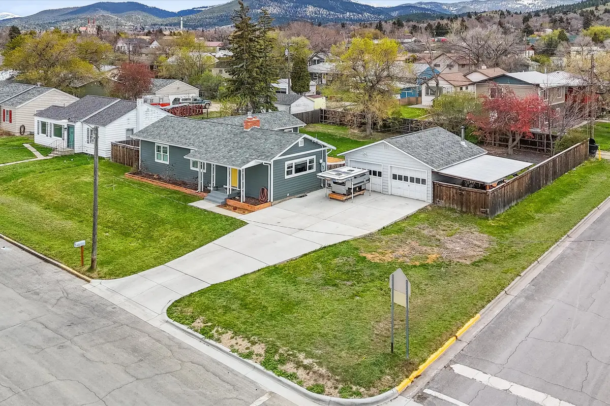 941 Hollins Avenue, Helena, MT 59601 - #1