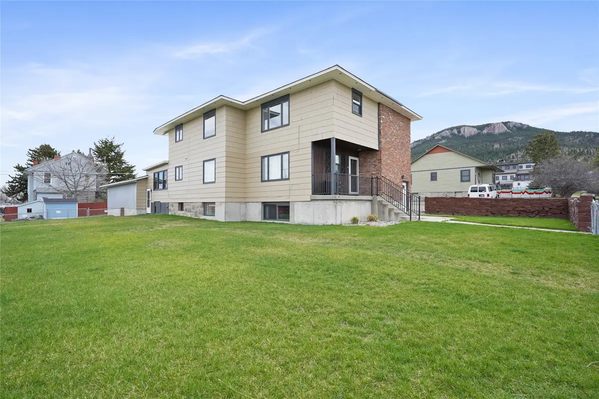 917 Elizabeth Street, Helena, MT 59601 - #1