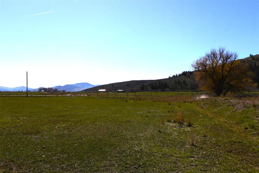 18 Cluzen Road, Lonepine, MT 59848 - #2