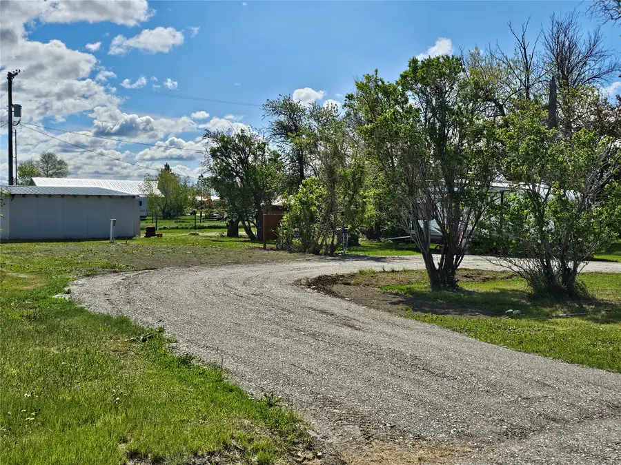 617 Montana Street, Valier, MT 59486 - #3