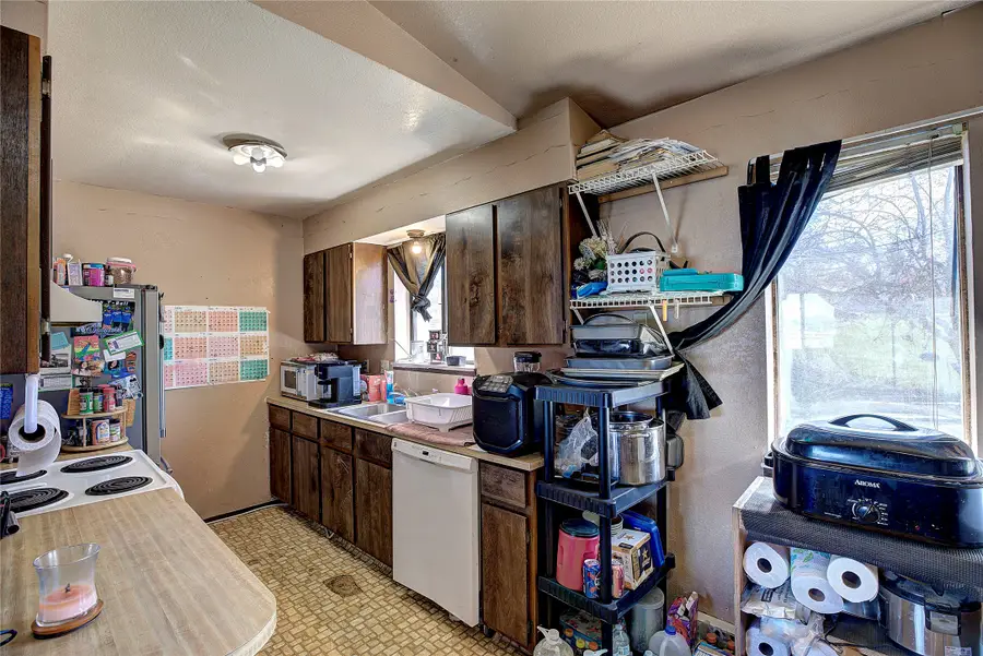 403 19th Avenue W, Polson, MT 59860 - #3