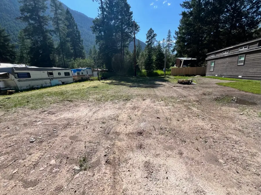 526 Glacier Avenue, Hungry Horse, MT 59919 - #3