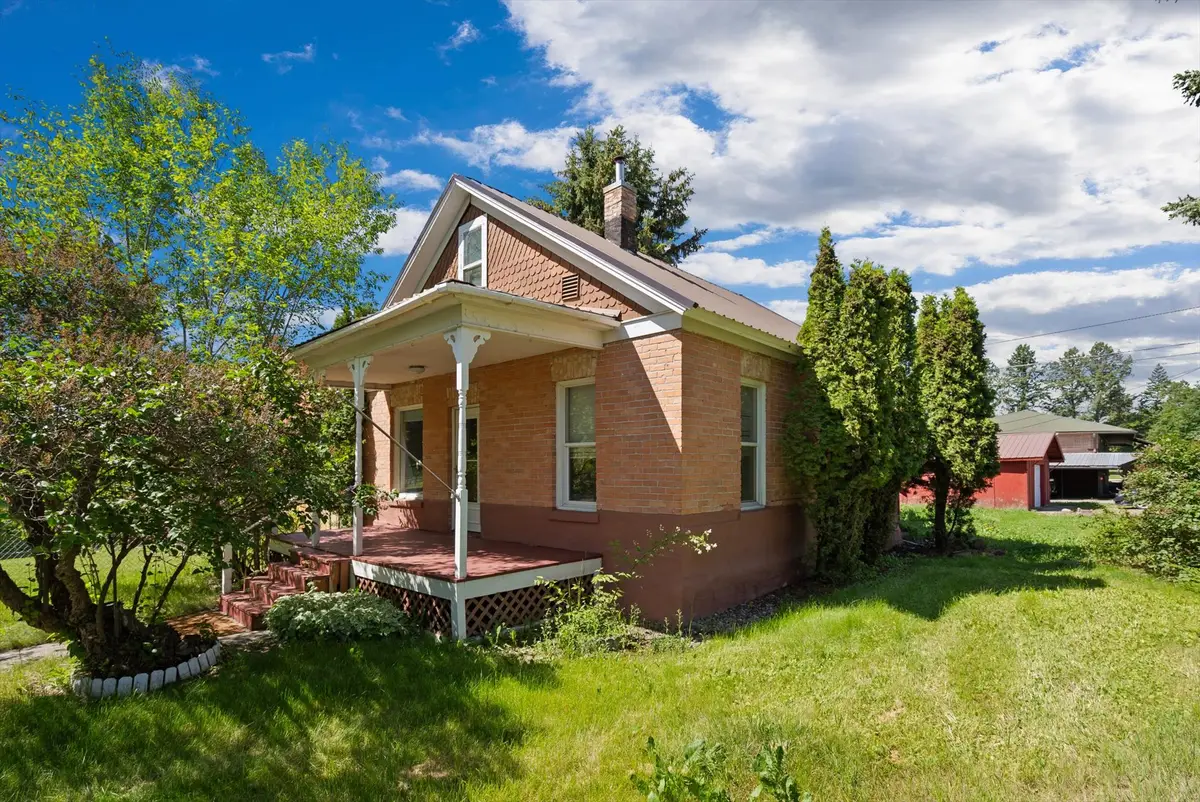 806 7th Avenue W, Kalispell, MT 59901 - #1