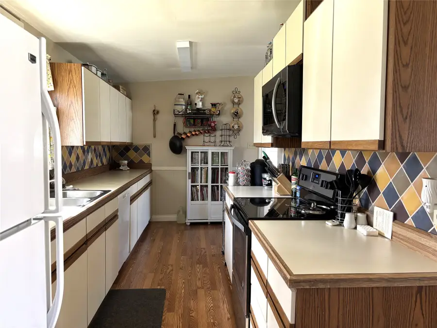 1420 13th Avenue Sw, Great Falls, MT 59404 - #3