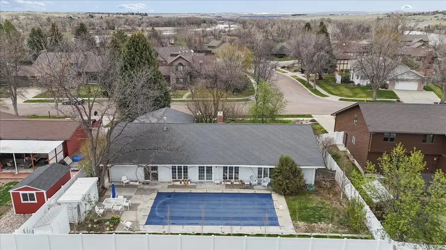 421 Deer Drive, Great Falls, MT 59404 - #3