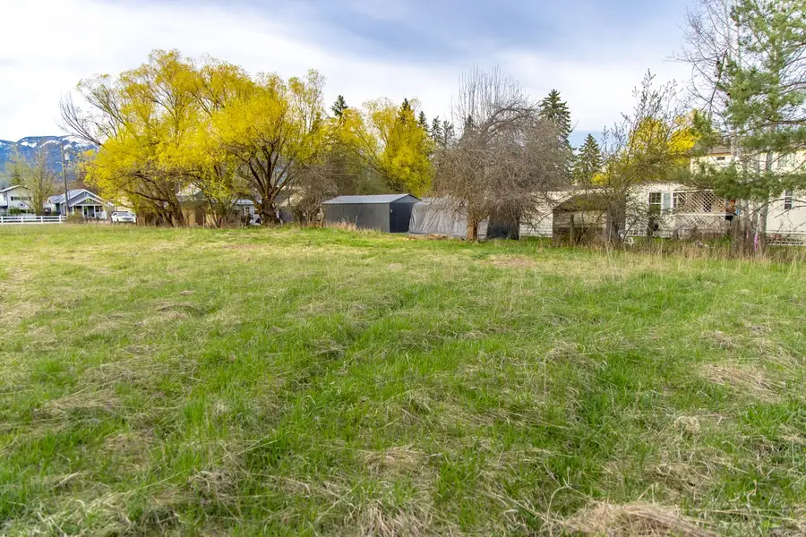320 W Fourth Street, Whitefish, MT 59937 - #2
