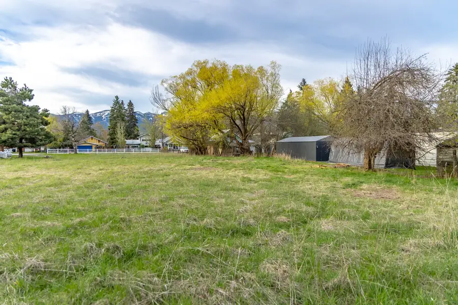 320 W Fourth Street, Whitefish, MT 59937 - #3