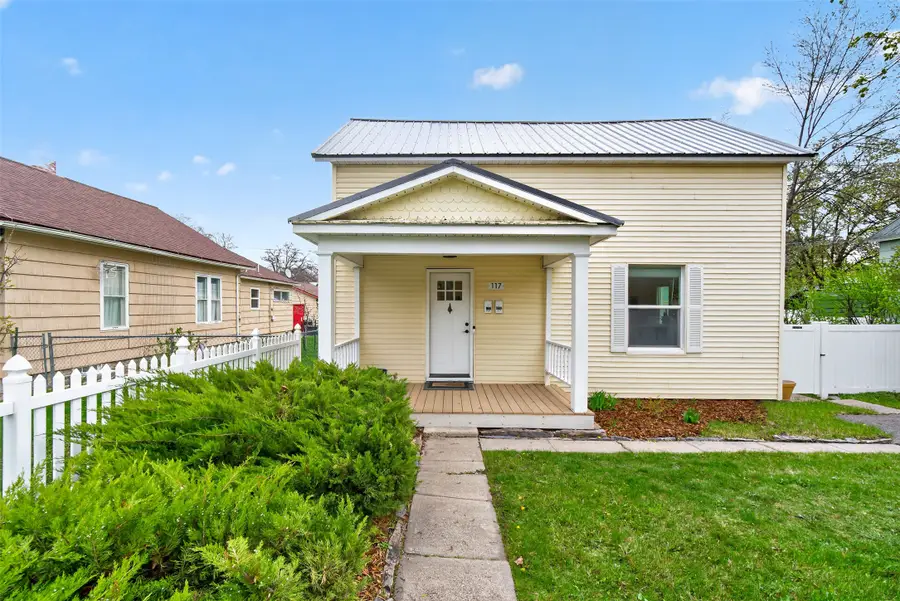 117 3rd Avenue E, Kalispell, MT 59901 - #3