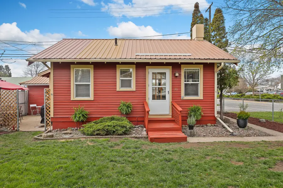 30 E Oregon Street, Kalispell, MT 59901 - #3