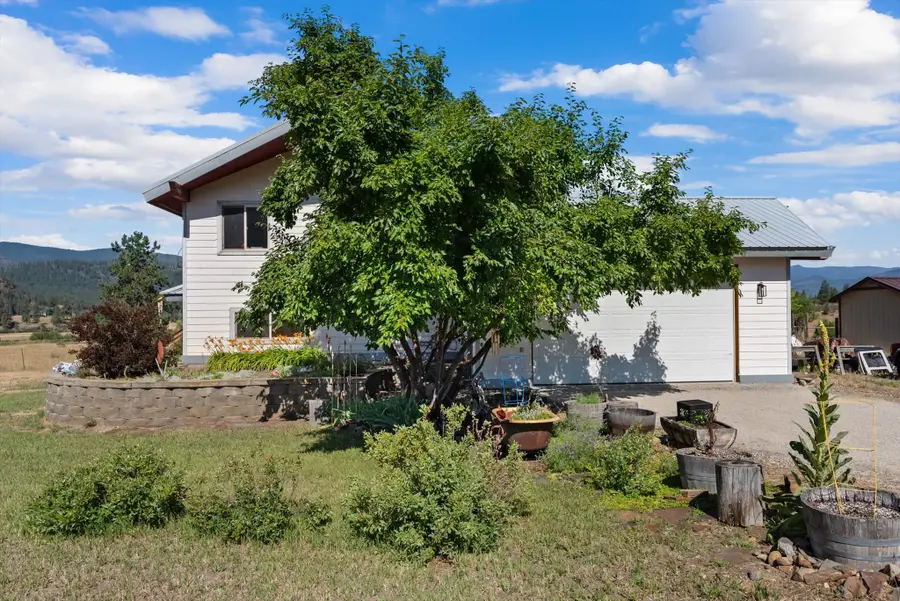 4 Sunset Court, Plains, MT 59859 - #3