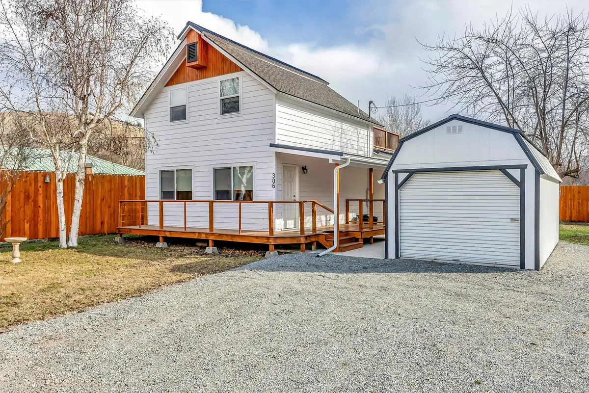 306 Central Avenue, Plains, MT 59859 - #1