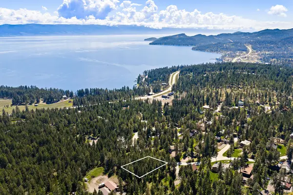 267 Lakeview Drive, Lakeside, MT 59922