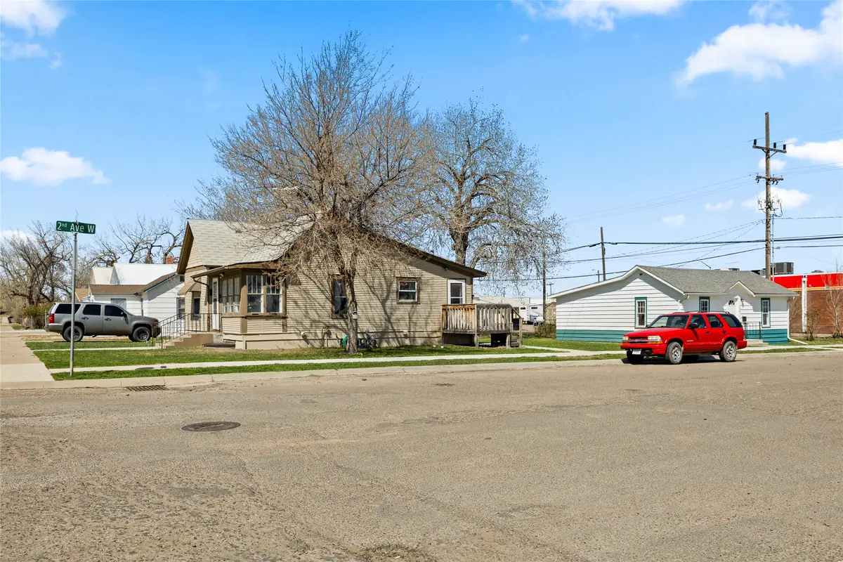 205 2nd Street W, Havre, MT 59501 - #1
