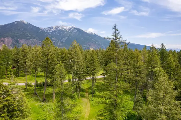 56 Wood Ridge Drive, Columbia Falls, MT 59912
