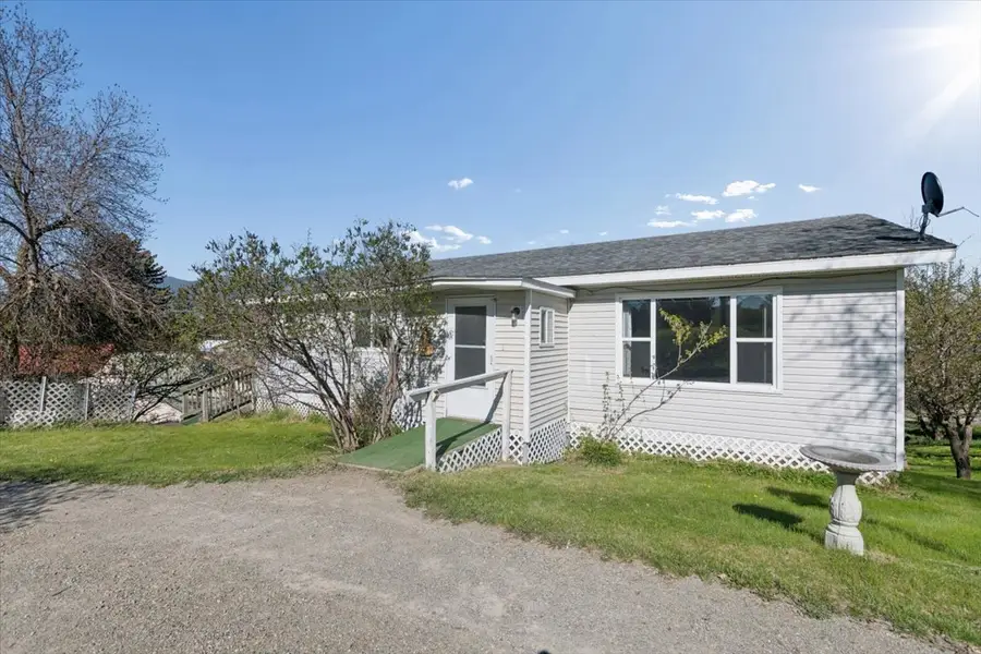 112 6th Avenue E, Eureka, MT 59917 - #2