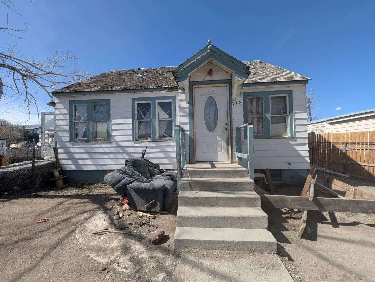 134 5th Avenue Ne, Cut Bank, MT 59427 - #1