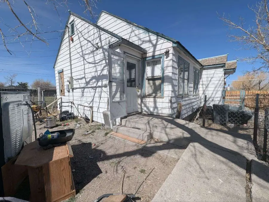 134 5th Avenue Ne, Cut Bank, MT 59427 - #2