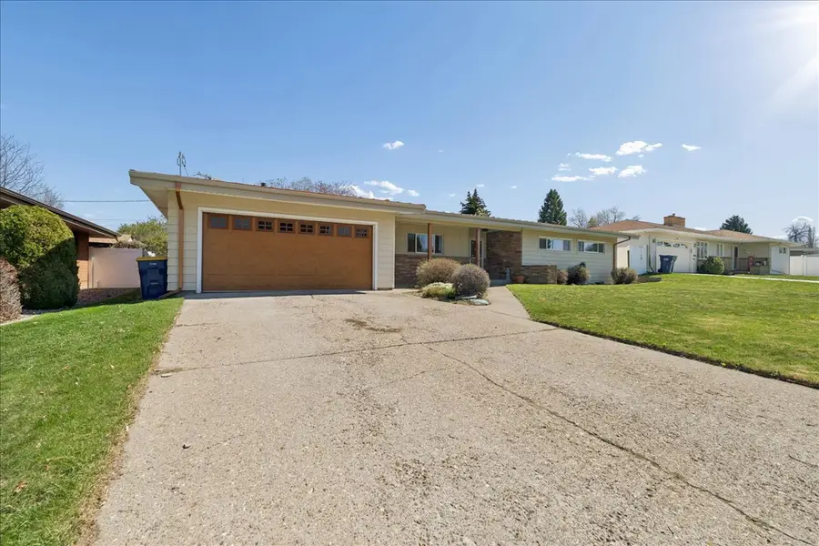372 Carol Drive, Great Falls, MT 59405 - #2