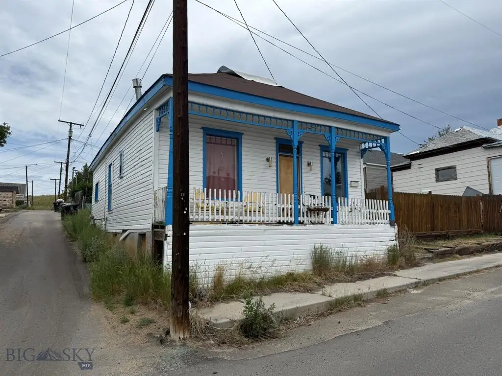 605 Caledonia Street, Butte, MT 59701 - #1