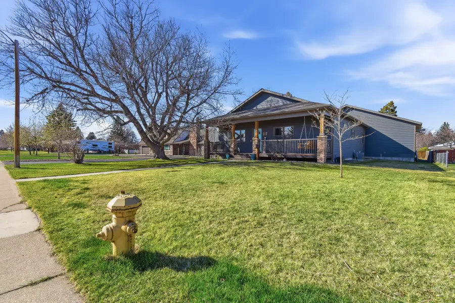3425 6th Avenue S, Great Falls, MT 59405 - #3