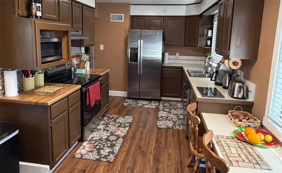 2425 9th Avenue S, Great Falls, MT 59405 - #2