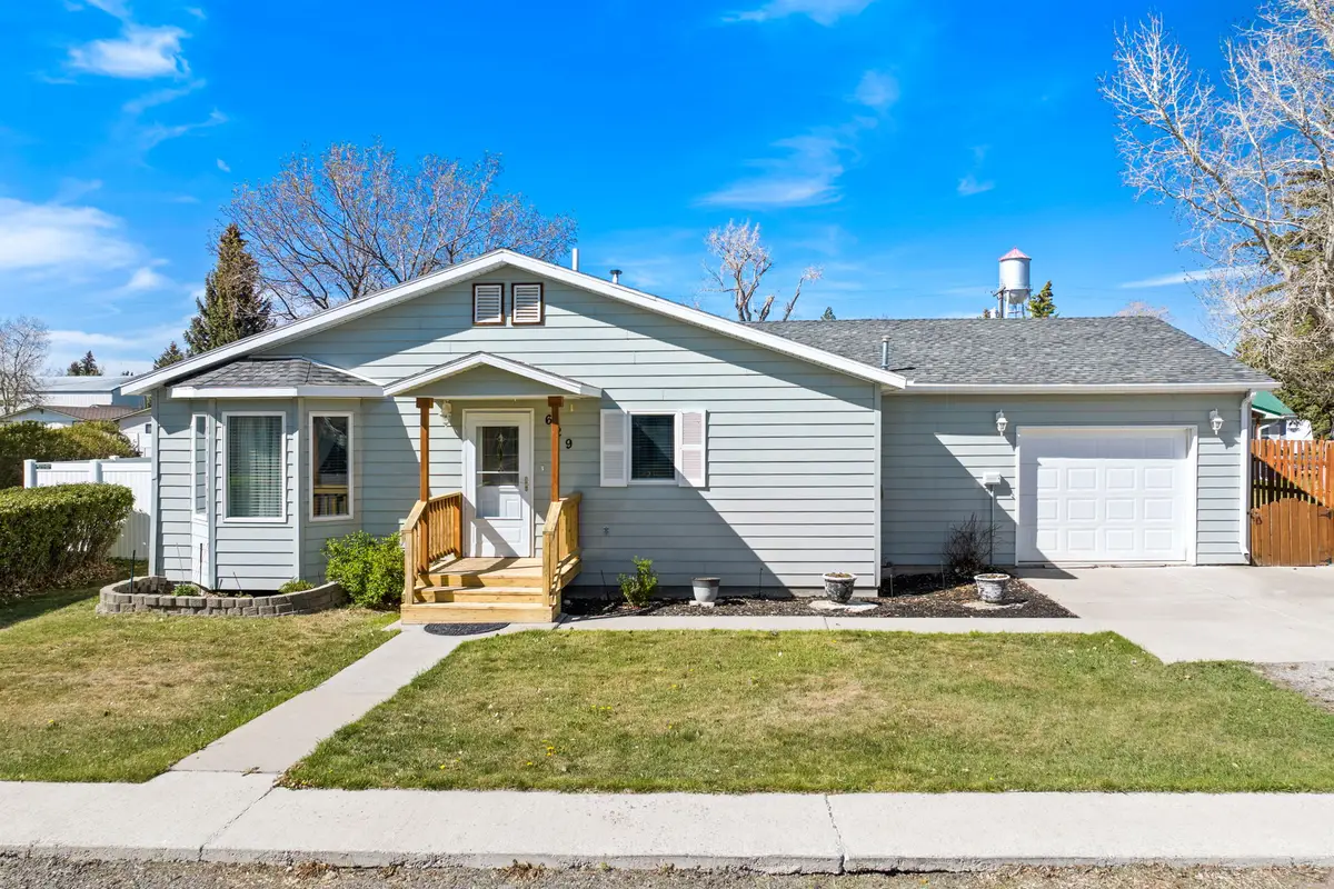 629 2nd Avenue S, Fairfield, MT 59436 - #1