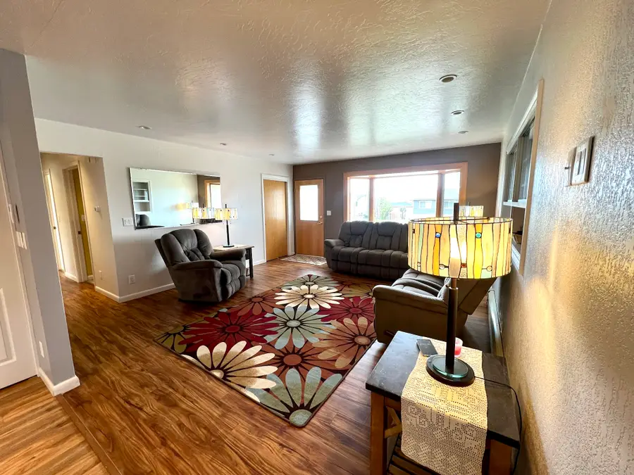 1165 17th Street, Havre, MT 59501 - #3