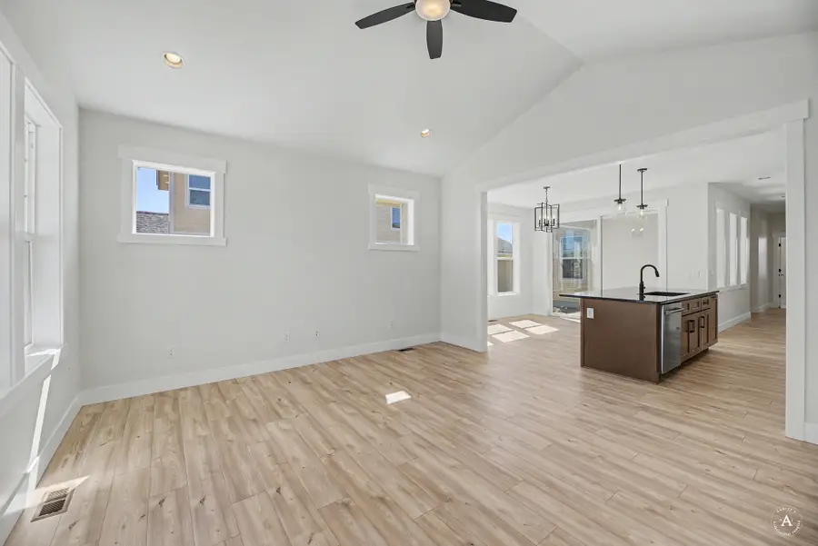 2921 Travis Avenue, Helena, MT 59601 - #3