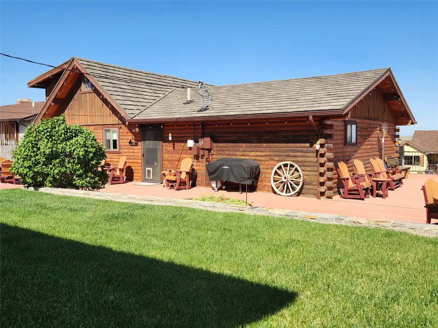 313 1st Avenue Se, Cut Bank, MT 59427 - #3