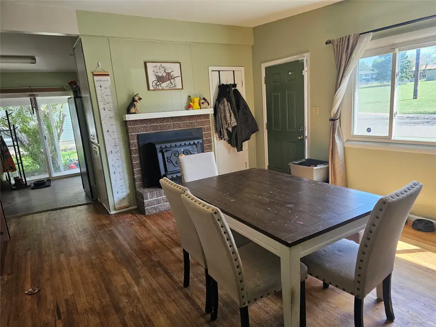 4717 5th Avenue S, Great Falls, MT 59405 - #2