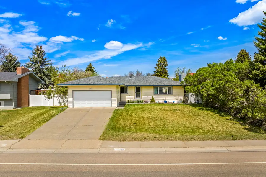 1205 Park Garden Road, Great Falls, MT 59404 - #2