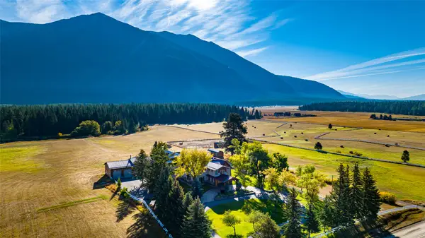 1335 Mooring Road, Columbia Falls, MT 59912