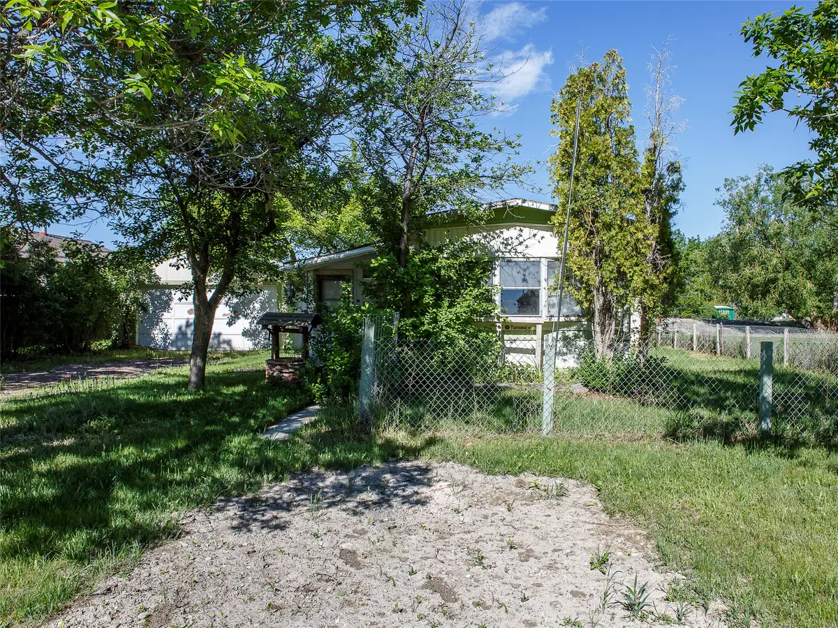 610 3rd Avenue Sw, Choteau, MT 59422 - #1