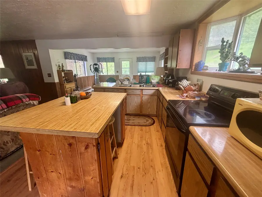 600 W Missoula Avenue, Darby, MT 59829 - #3