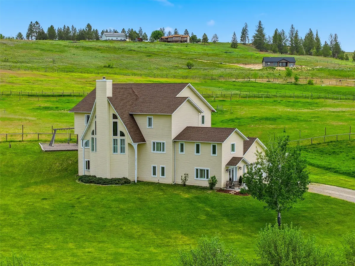 596 Ravenwood Drive, Stevensville, MT 59870 - #1