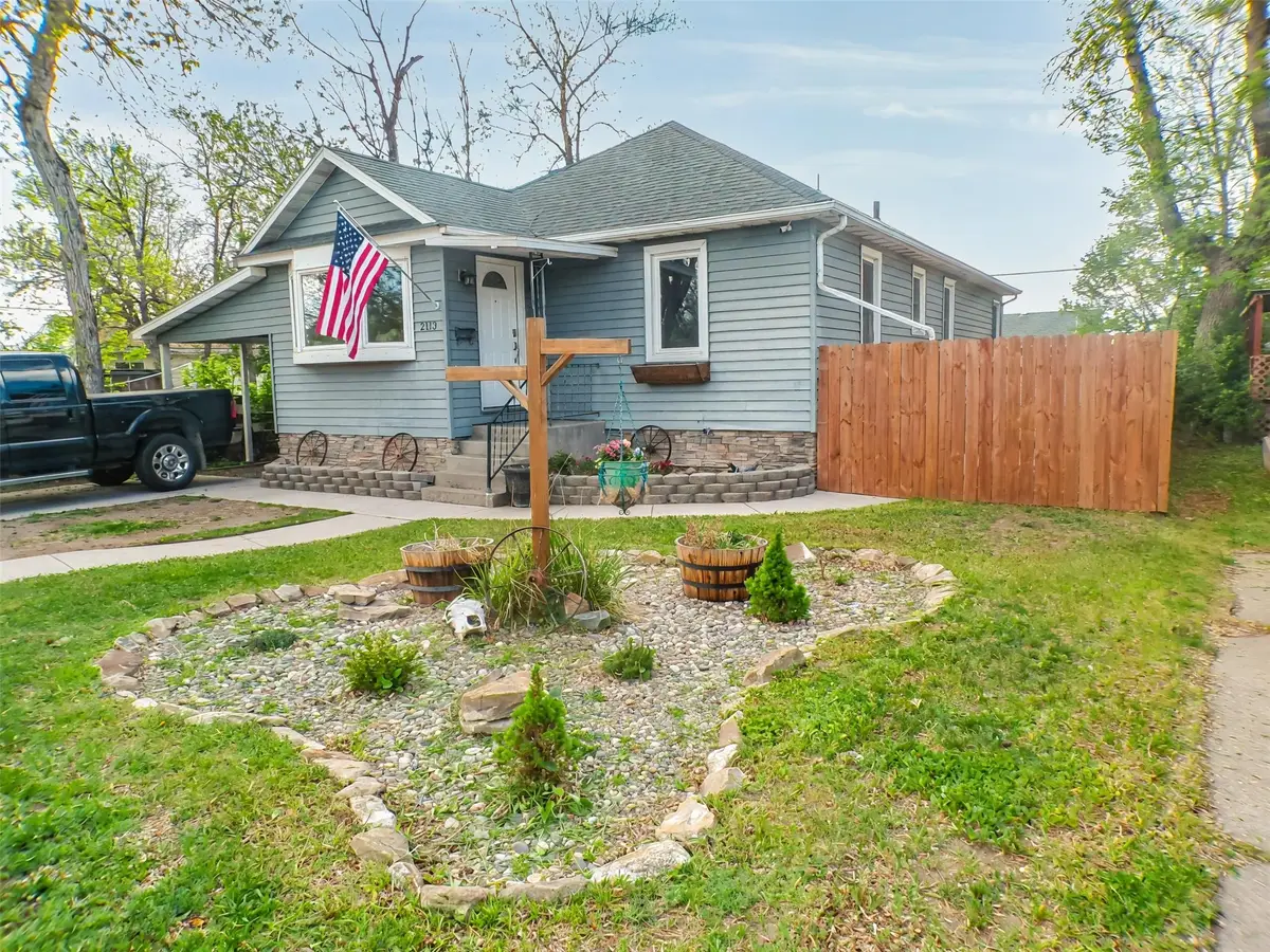 2113 8th Avenue N, Great Falls, MT 59401 - #1